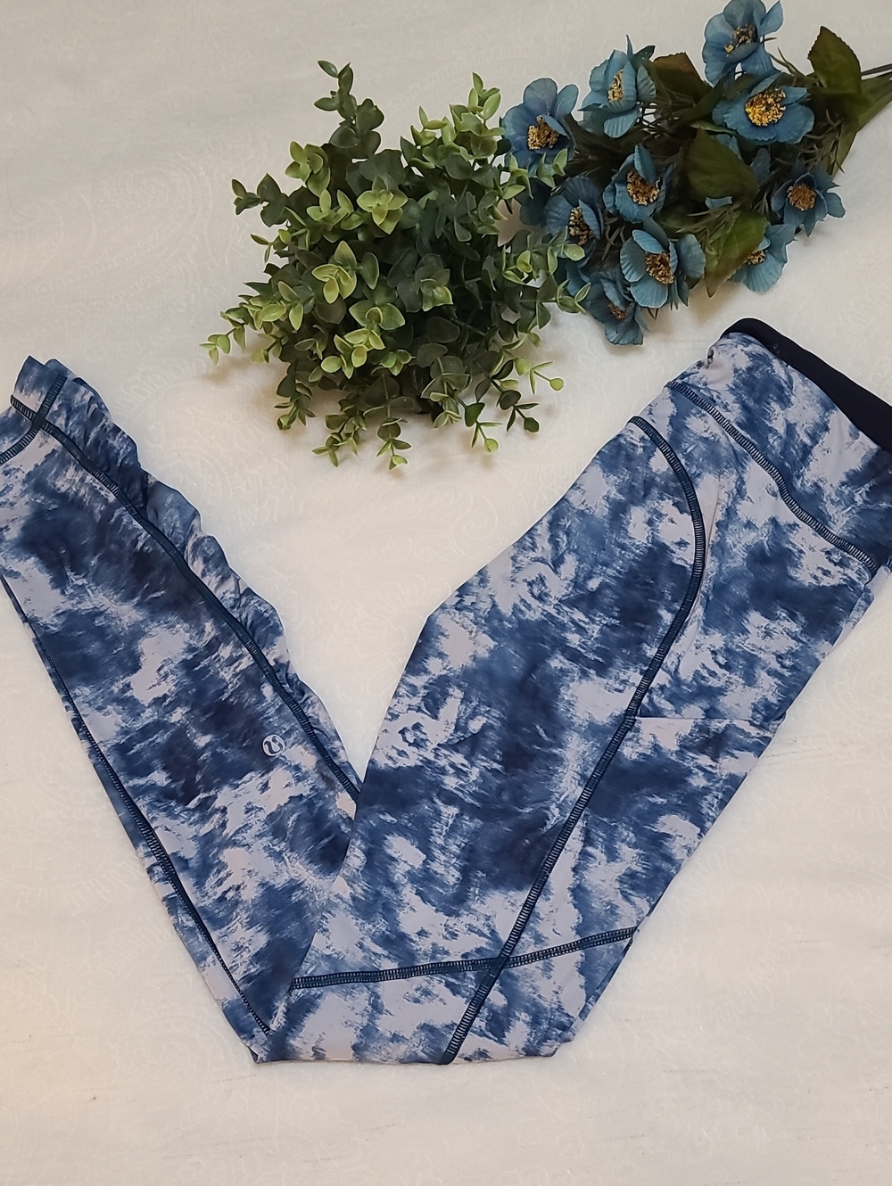 Lululemon Speed Tight III Full-On Luxtreme Sea Side Silver Fox Ruched Marble